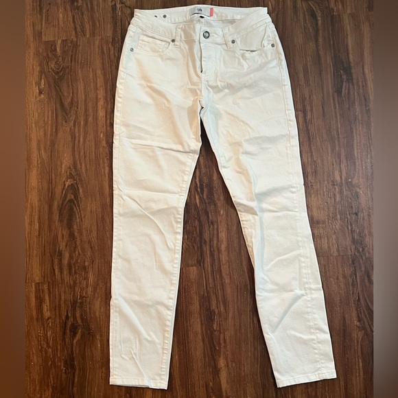 Cabi "The Skinny" White Cotton Blend Stretch Jeans Size 4 - Picture 3 of 4